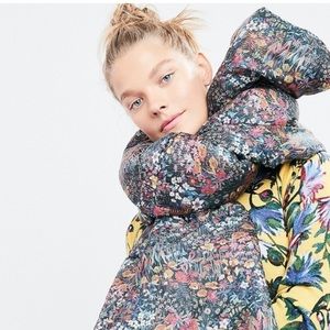 NWT J. Crew x Liberty Primaloft pull-through puffer scarf